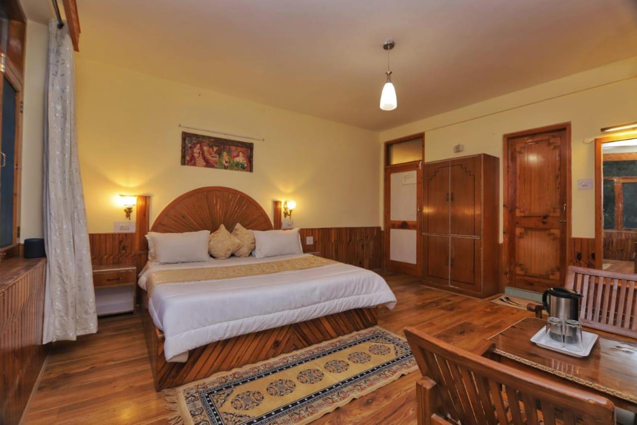 Вилла Grey Moustache 4Bhk Манали Экстерьер фото