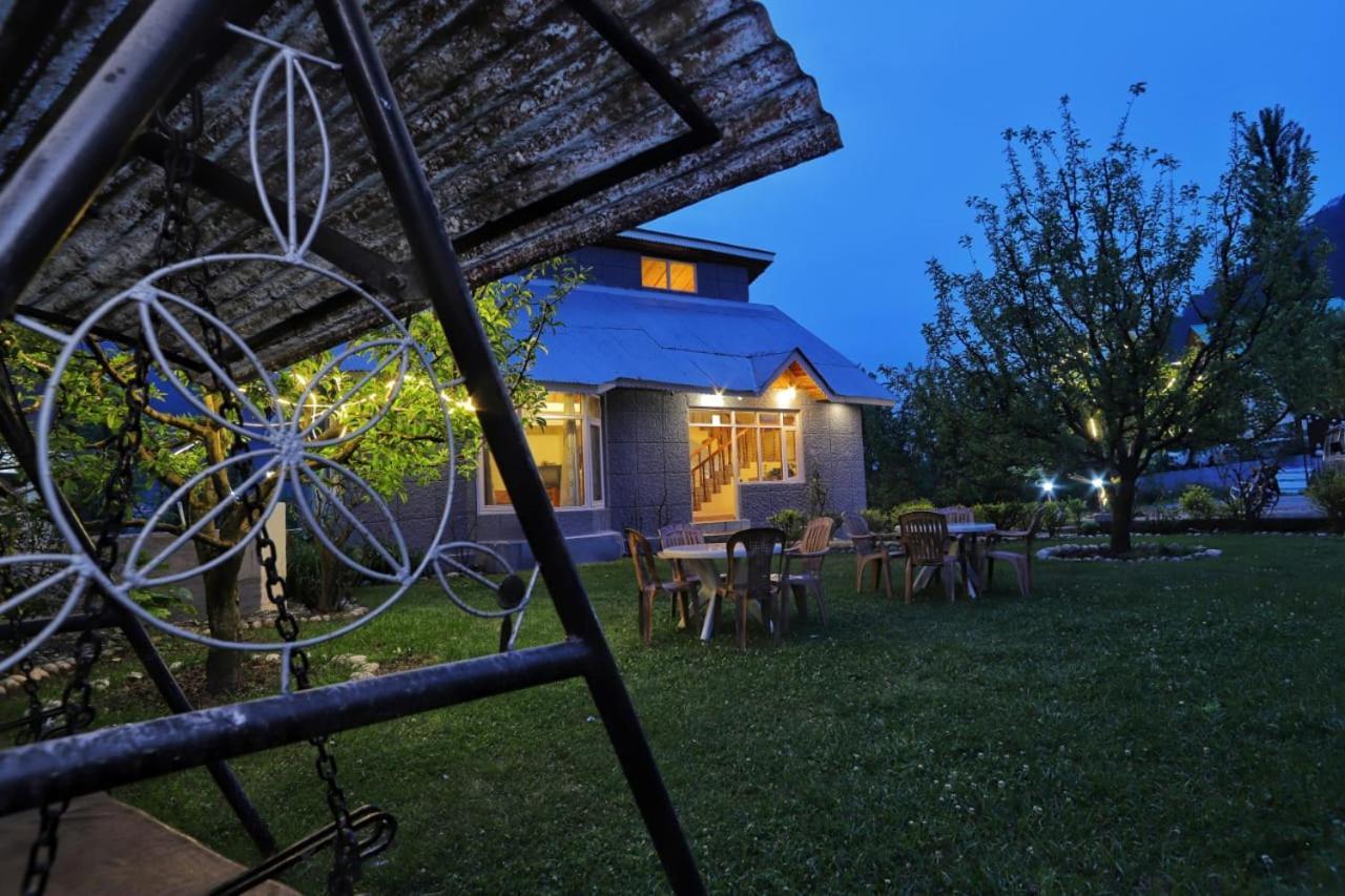 Вилла Grey Moustache 4Bhk Манали Экстерьер фото